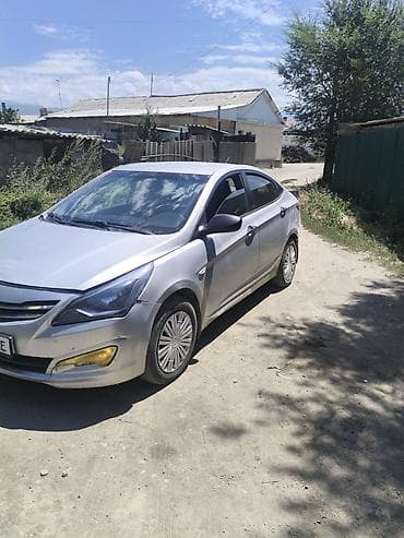 самый дешёвый авто: Hyundai Solaris: 2015 г., 1.4 л, Механика, Бензин, Седан — 2