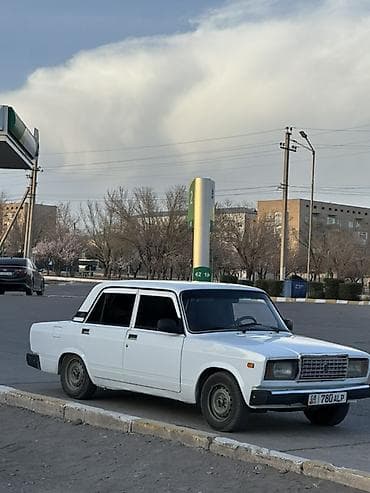 волга 31105: ВАЗ (ЛАДА) 2107: 2007 г., 1.7 л, Механика, Бензин, Седан — 2