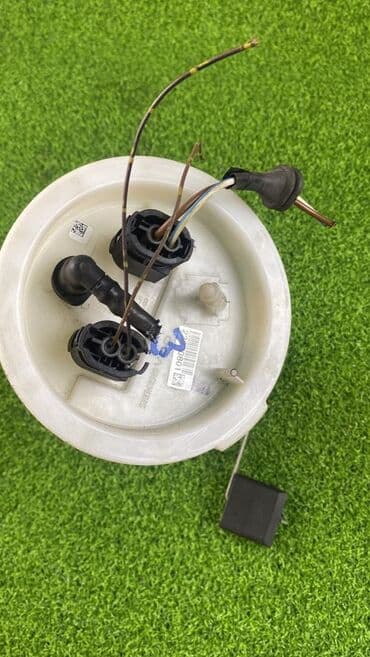 е91: Насос топливный электрический Номер производителя: 16147—19775 Насос — 2