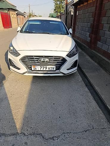 small car: Hyundai Sonata: 2018 г., 2 л, Автомат, Газ, Седан — 1