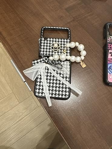 чехол а 52: Набор дизайнерских чехлов для складного смартфона Samsung Galaxy Z — 4