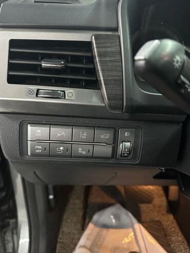 срочно продаю в связи с переездом: Ssangyong Rexton: 2019 г., 2.2 л, Автомат, Дизель, Жол тандабас — 12