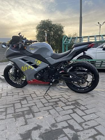 Спортбайк Kawasaki, 400 куб. см, Бензин, Взрослый, Новый at lalafo.kg Спортбайк Kawasaki, 400 куб. см, Бензин, Взрослый, Новый