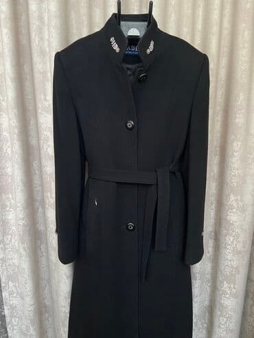 дордой женские куртки: Женское пальто, деми, кашемир, чёрное, пр-ва Италия, б/у, размер — 4