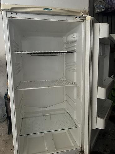 samsung 20fe: Холодильник двухкамерный с нижней морозильной камерой. - Классическая — 2