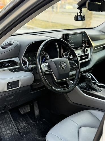 Продажа авто: Toyota Highlander: 2021 г., 2.5 л, Автомат, Гибрид, Кроссовер — 6