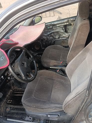 Honda Accord: 1990 г., 2 л, Механика, Бензин, Седан — 8