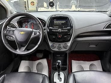 Продажа авто: Chevrolet Spark: 2018 г., 0.1 л, Вариатор, Бензин, Хэтчбэк — 6