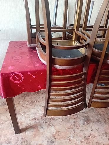 Эмерек: Стол и 4 стула,комплект,производства Малайзия, покупали в магазине — 4