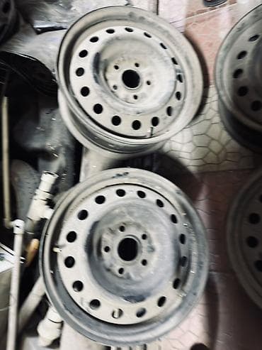 Диски: Железные Диски R 16 Toyota, Комплект, отверстий - 5, Б/у — 3