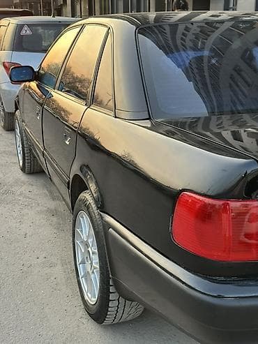 a4 b6: Audi 100: 1991 г., 2 л, Бензин, Седан — 1