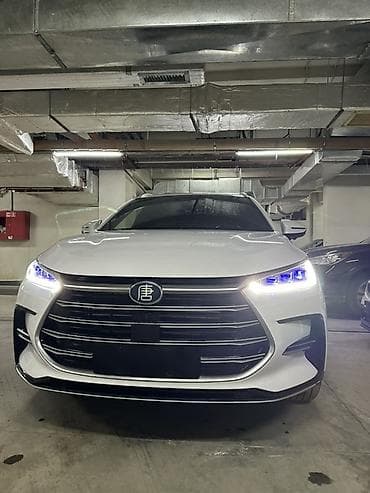 tesla pi: BYD Tang: 2020 г., 1.5 л, Автомат, Гибрид, Кроссовер — 3