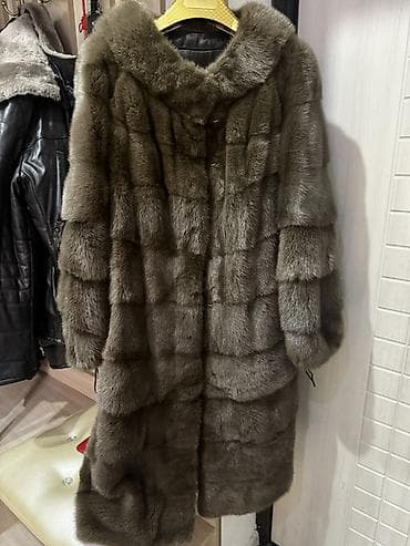 натуральные шубы: Длинная шуба из натурального меха (визуально — соболь/норка глубокого — 1
