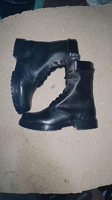 дордой оптом обувь: Берцы берца 
Размеры (38-46)
Оптом в розницу
Оптом 1200 сом — 1