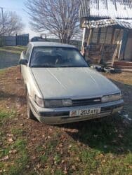 Mazda 626: 1990 г., Механика, Бензиновая, Седан