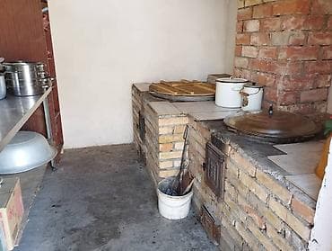 свердлова: Дом в жилмассиве Бакай-Ата, относится к городу, Свердловский район. 3 — 7