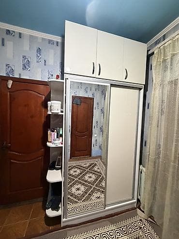 зеркла: Шкаф купе, Б/у, С зеркалом — 1