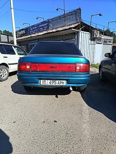 Транспорт: Mazda 323: 1991 г., 1.6 л, Механика, Бензин — 6