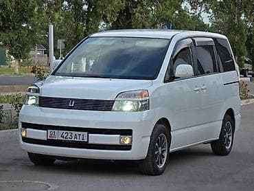 bwb e34: Toyota Voxy: 2003 г., 2 л, Автомат, Бензин, Минивэн — 5