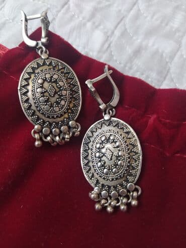 Атайын кийим: Күмүш сөйкөлөр, Үлгүсү 925, Аялдарга — 2