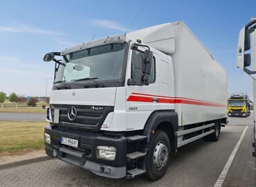 дом на колсах: Грузовик, Mercedes-Benz, Дубль, 7 т, Б/у — 1