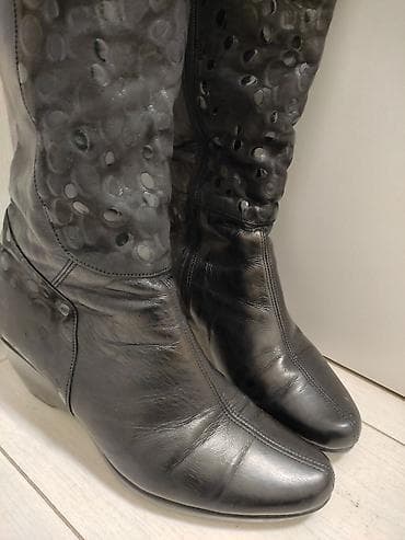 женская обувь кожа турция: Женские зимние сапоги черного цвета. Натуральная кожа, мех — 1