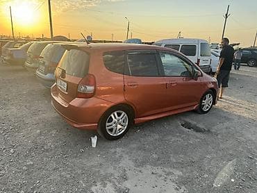 Продажа авто: Honda Fit: 2008 г., 1.5 л, Автомат, Бензин, Хэтчбэк — 5