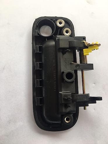 фит дверь: Петля двери Передняя левая Toyota — 1