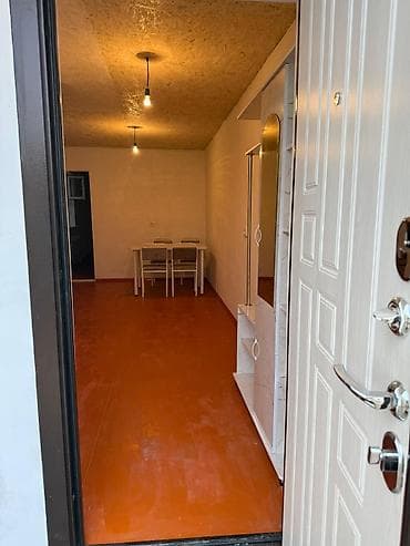 Жер тамда 1 болмолуу квартира берилет,бут условия менен, отопления газ