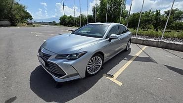 corolla s: Toyota Avalon: 2021 г., 2.5 л, Гибрид, Седан — 1