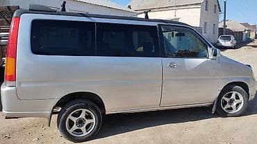 Honda Stepwgn: 2001 г., 2 л, Автомат, Бензин, Минивэн