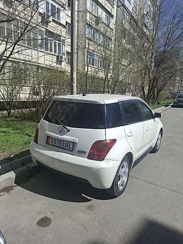 б у авто: Toyota Ist: 2003 г., Автомат, Бензин, Хэтчбэк — 3