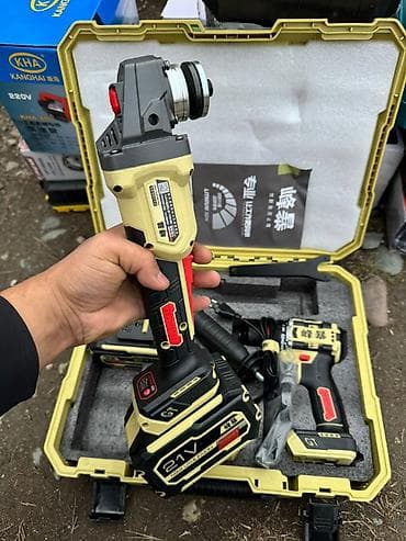 Аккумуляторный набор электроинструмента 21V в кейсе Комплект