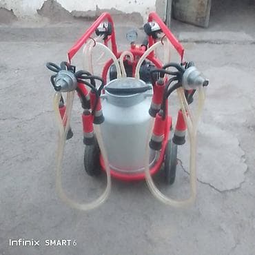 Доильный аппарат на тележке ценапршу 40 уступлю почти новый два-три — 4