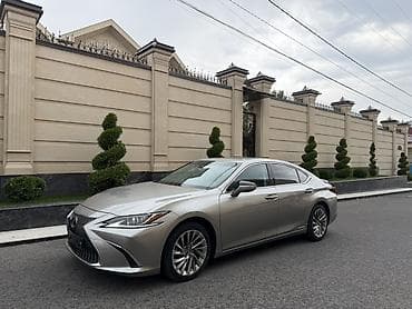 Lexus ES: 2019 г., Гибрид, Седан — 1