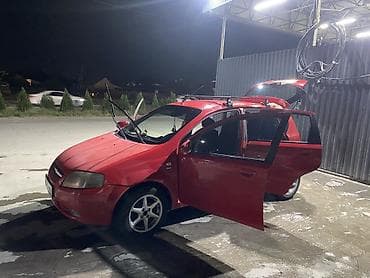 Унаа: Chevrolet Kalos: 2008 г., 1.4 л, Кол менен иштөөчү, Хетчбек — 5
