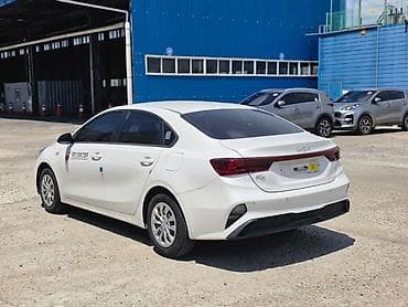 tesla p40: Kia K3: 2022 г., 1.6 л, Бензин — 7