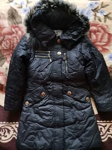 Комплекты одежды: Курточки зимнии в хорошем состояниидлина по спинке74 см,длина — 3