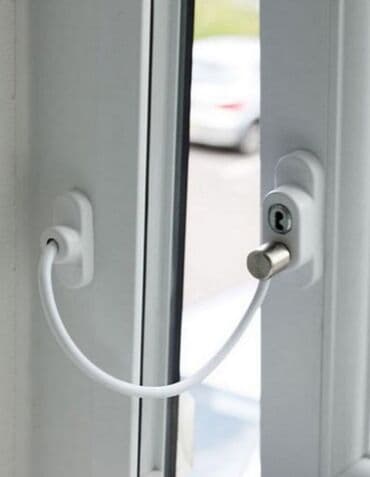 ворота безопасности для детей: Дверные замки — 1