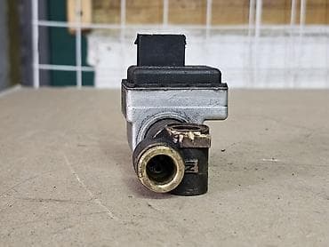 Күйүүчү май бактары: Күйүүчү май аппаратурасы Mercedes-Benz 1998 г., Колдонулган, Оригинал, Германия — 5