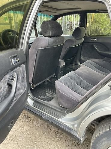 двери аккорд: Honda Accord: 1996 г., 1.8 л, Механика, Бензин, Седан — 10