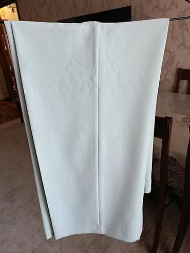 Жынсылар: Юбка, Юбканын модели: Түз, Миди, Белден — 3