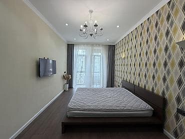 продаю квартиру исанова: 3 комнаты, 114 м², Индивидуалка, 1 этаж — 3