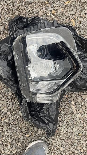 Передняя правая фара Hyundai 2020 г., Б/у at lalafo.kg Передняя правая фара Hyundai 2020 г., Б/у