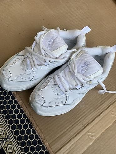 Кроссовки, 38, Nike, Б/у, цвет - Белый, Платная доставка, Самовывоз — 1