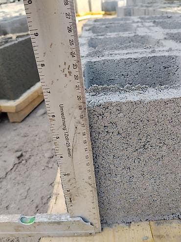 Дом и сад: Пескоблоки строительные пустотелые - Материал: пескоцементная смесь — 1