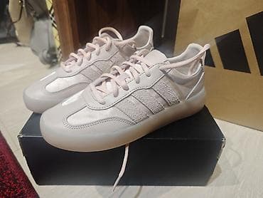 идеальн: Кроссовки Adidas в нежно-розовом оттенке.Новые, оригинальные — 3