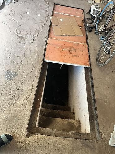 сто гараж: 20 м², Кирпичный — 2