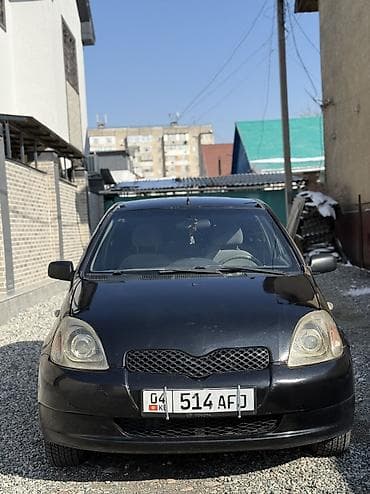 Toyota Yaris: 1999 г., 1 л, Механика, Бензин — 2