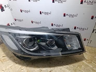 Передняя правая фара Hyundai 2017 г., Б/у, Оригинал, Корея — 1